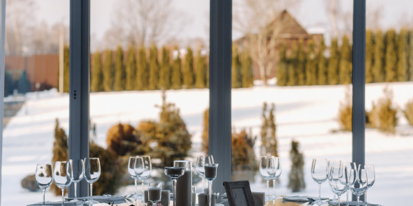 Alquiler de Espacios para Fiestas y Celebraciones Corporativas en Barcelona · Comida / Cena de Navidad